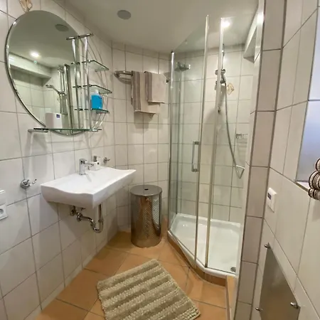 Messmer Mit Terrasse *