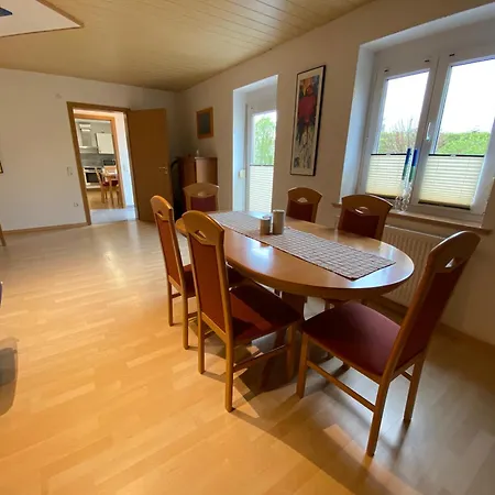 Messmer Mit Terrasse Appartamento Heiligenborn