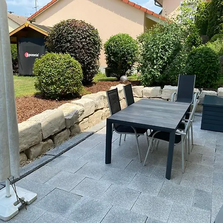 Lägenhet Messmer Mit Terrasse